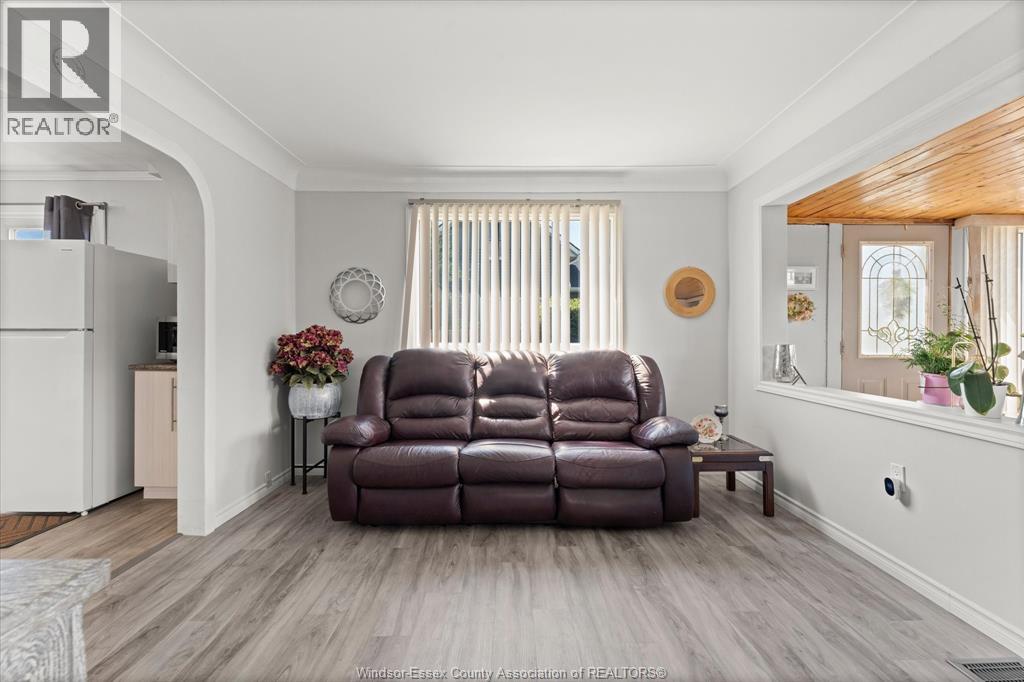 964 Eastlawn Avenue, Windsor, Ontario N8S 3H9 - Photo 9 - 26014333
