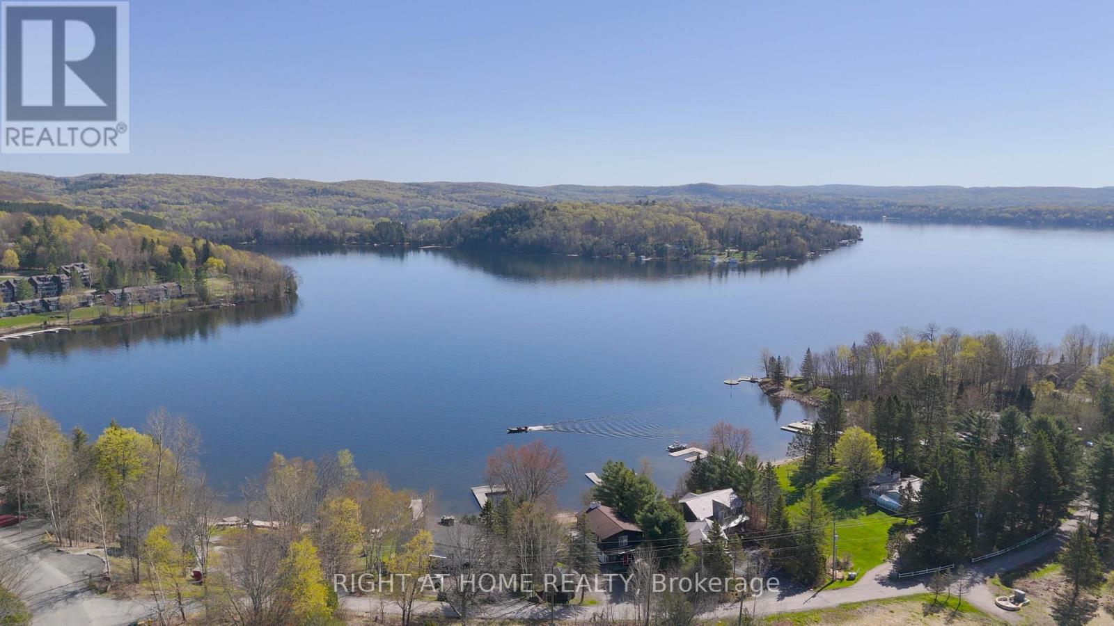 202 - 13 Tree Tops Lane, Huntsville, Ontario  P1H 1B3 - Photo 3 - X13454748