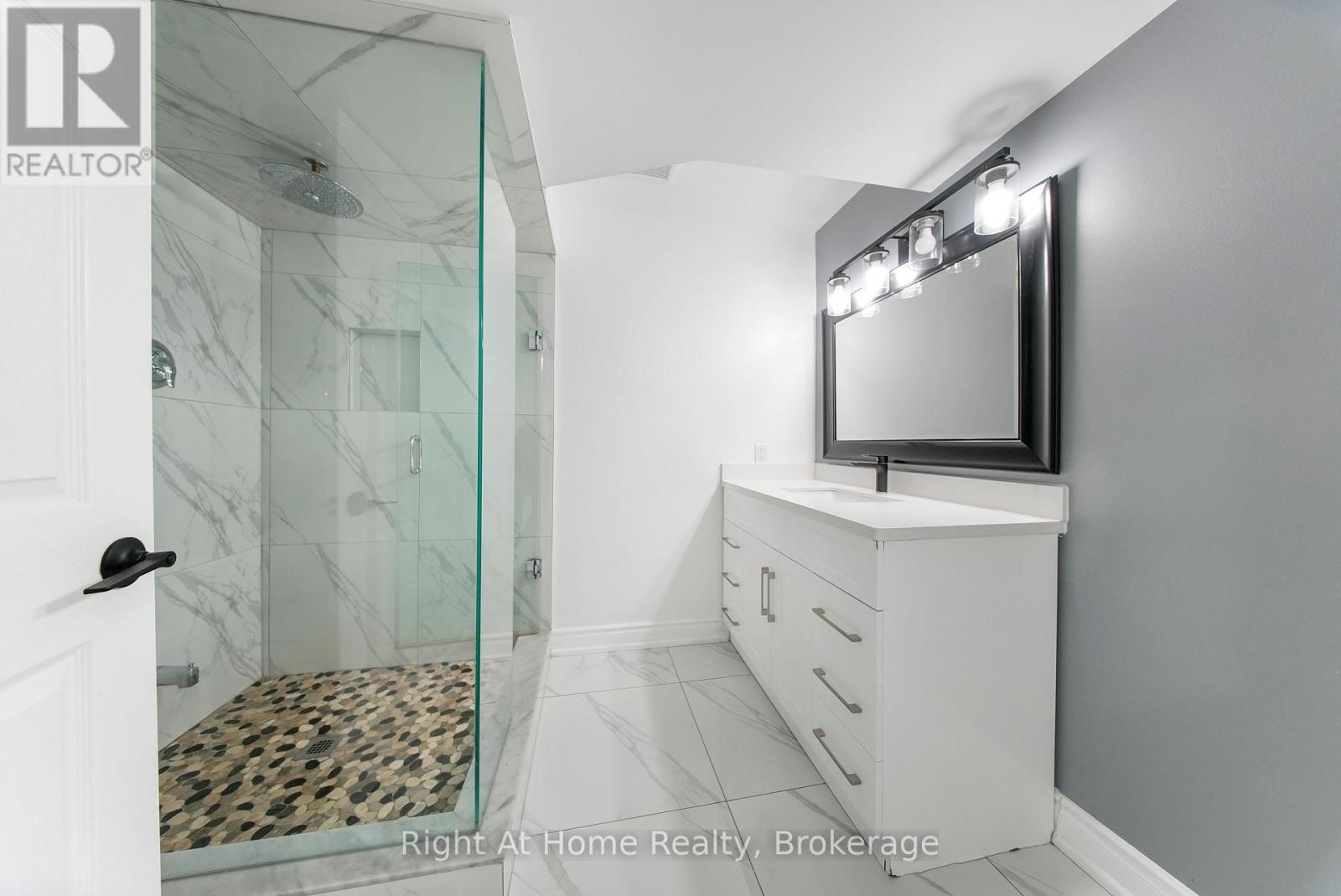 3 Gillett Drive, Ajax, Ontario  L1Z 0K1 - Photo 33 - E13454998