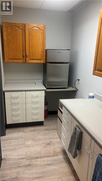 72 Brant Avenue Unit# 402, Brantford, Ontario N3T 5Z8 - Photo 9 - 40840131