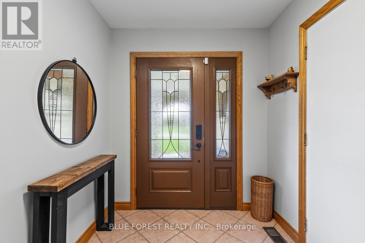 2362 Slo Pitch Road, Thames Centre, Ontario  N0L 2B0 - Photo 7 - X13454818