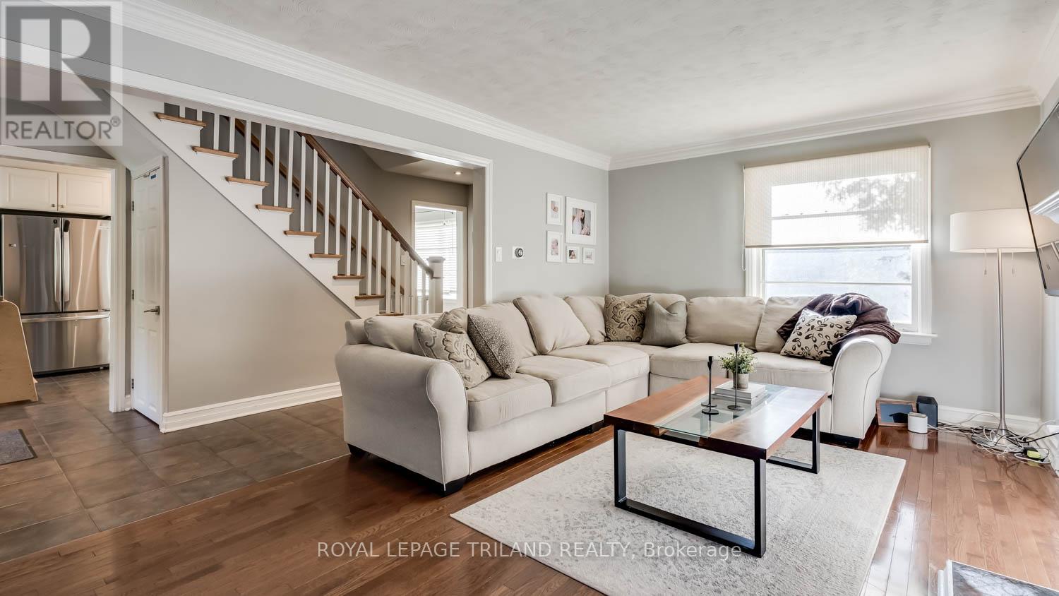 23 Braemar Crescent, London North, Ontario  N6H 2X2 - Photo 4 - X13454962