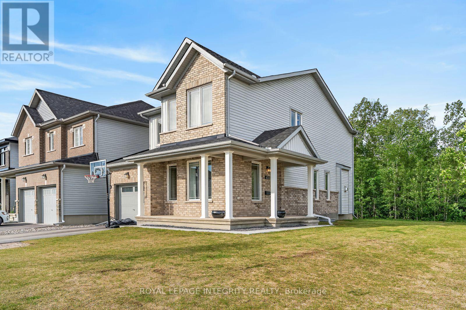655 PERSIMMON WAY, Ottawa, Ontario
