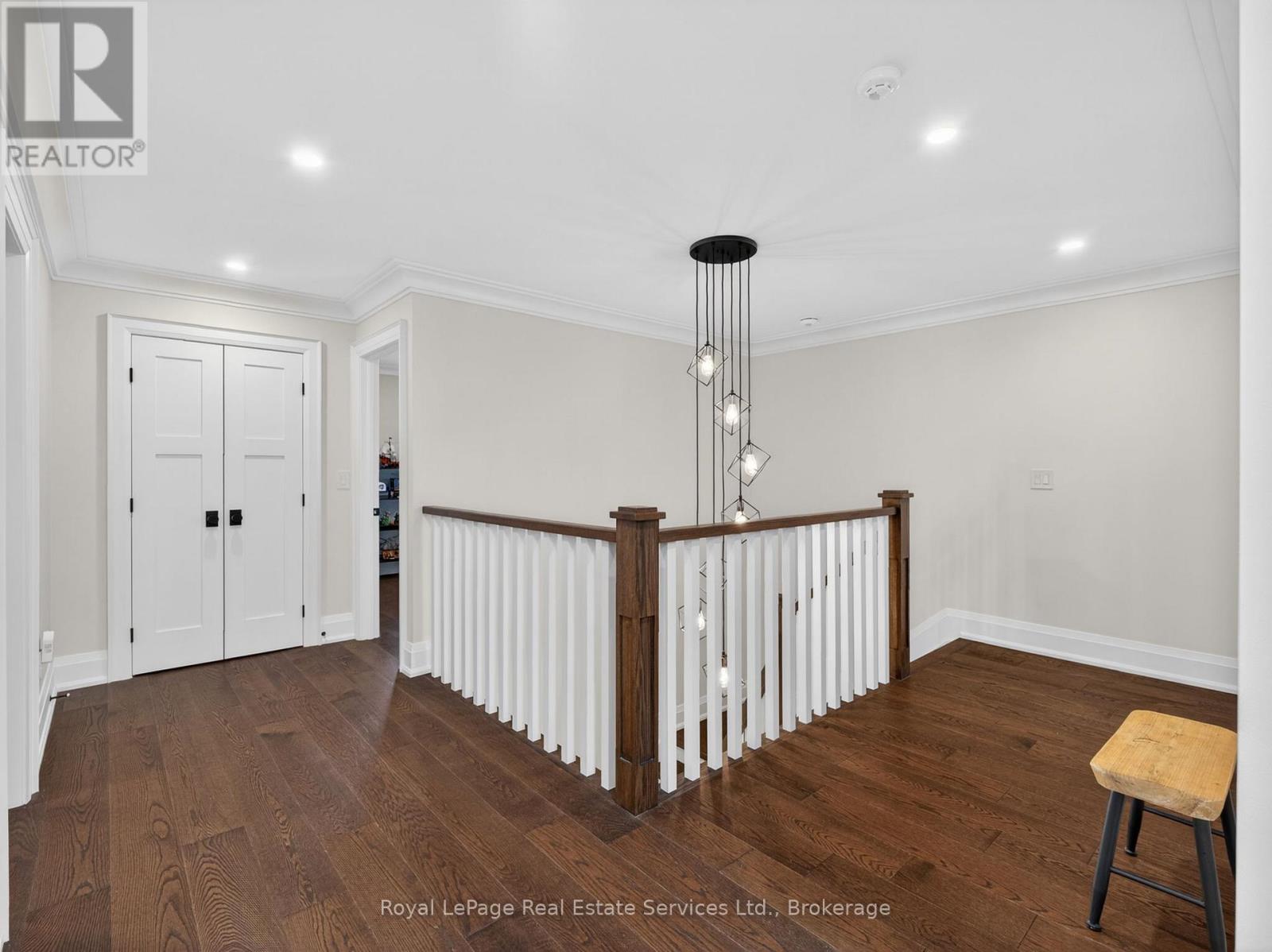 47 Park Avenue E, Burlington, Ontario  L7T 1Y2 - Photo 18 - W13454894