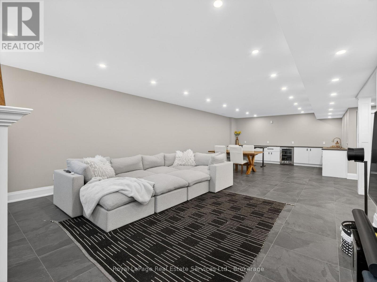 47 Park Avenue E, Burlington, Ontario  L7T 1Y2 - Photo 35 - W13454894