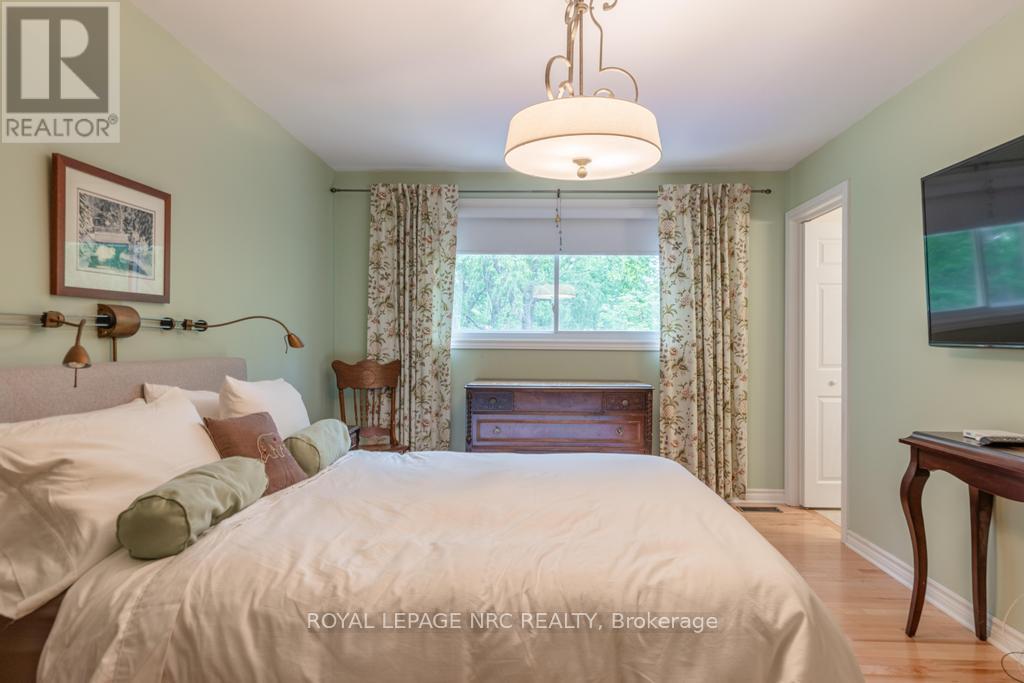 22 Bulter Crescent, St. Catharines, Ontario  L2M 7B3 - Photo 29 - X13454804