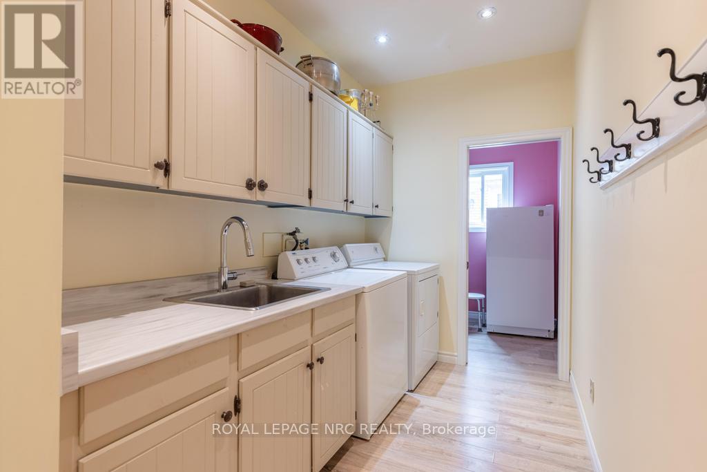 22 Bulter Crescent, St. Catharines, Ontario  L2M 7B3 - Photo 40 - X13454804