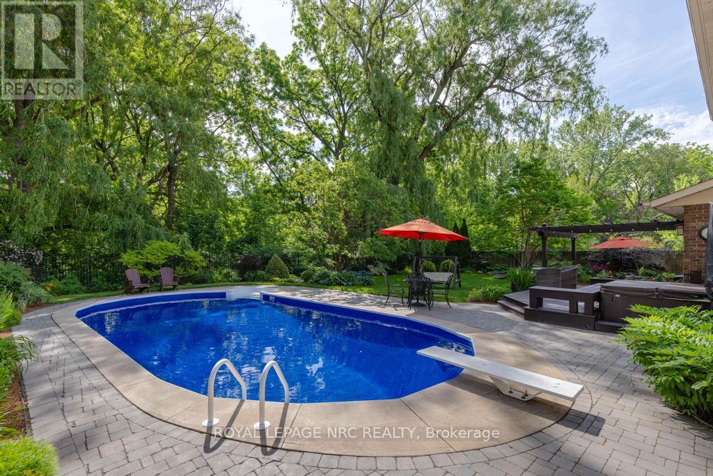22 Bulter Crescent, St. Catharines, Ontario  L2M 7B3 - Photo 6 - X13454804