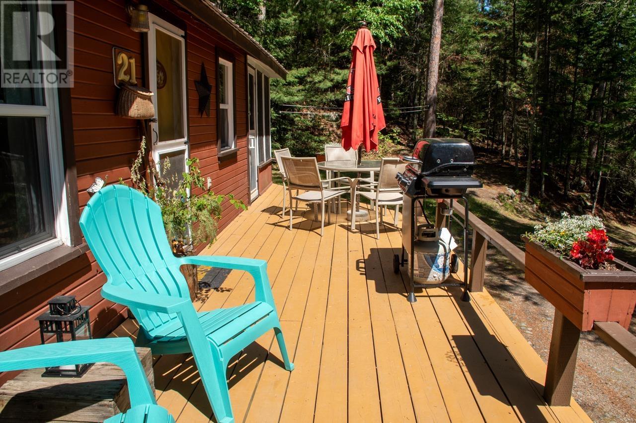 21 Red Pine Road, Nestor Falls, Ontario  P0X 1K0 - Photo 17 - TB2601551