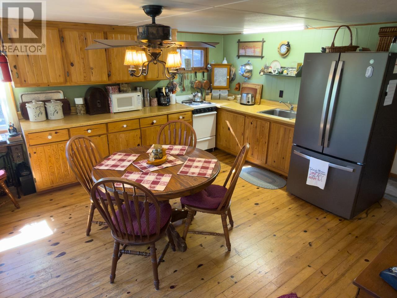 21 Red Pine Road, Nestor Falls, Ontario  P0X 1K0 - Photo 22 - TB2601551