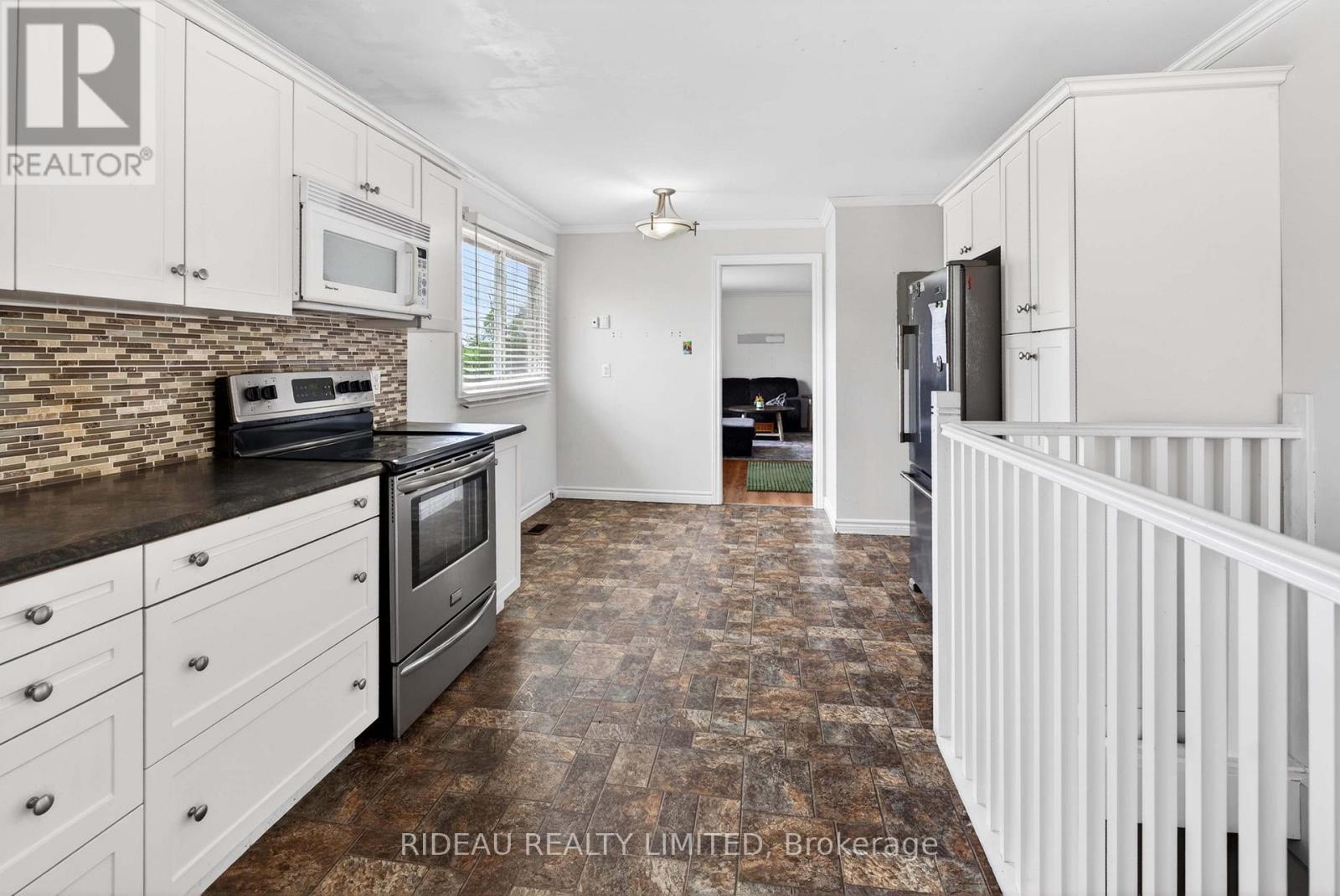 654 Kitley Line 2 Road, Elizabethtown-Kitley, Ontario  K0G 1G0 - Photo 6 - X13454932