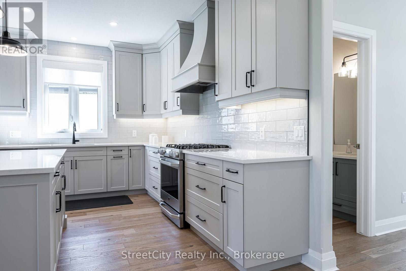 206 Orr Street, Stratford, Ontario  N5A 0J7 - Photo 8 - X13454892