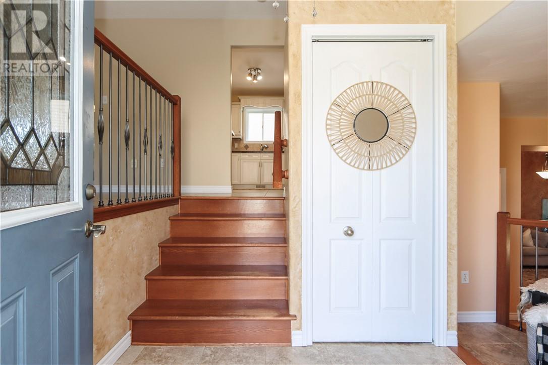 258 Ravina, Garson, Ontario  P3L 1A8 - Photo 2 - 2128586