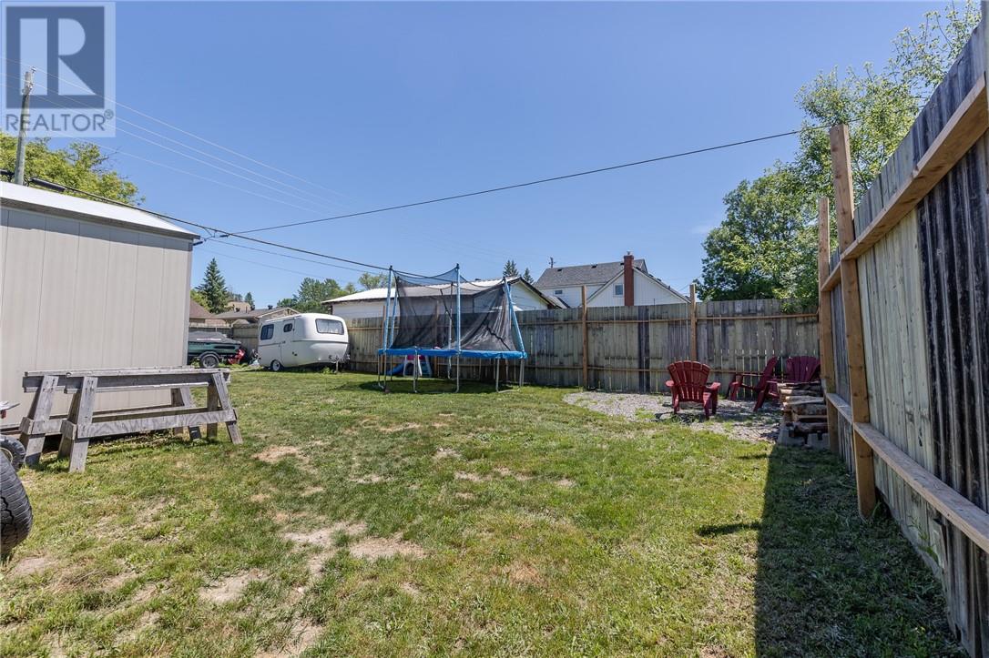 431 John Street, Espanola, Ontario  P5E 1K9 - Photo 27 - 2128578