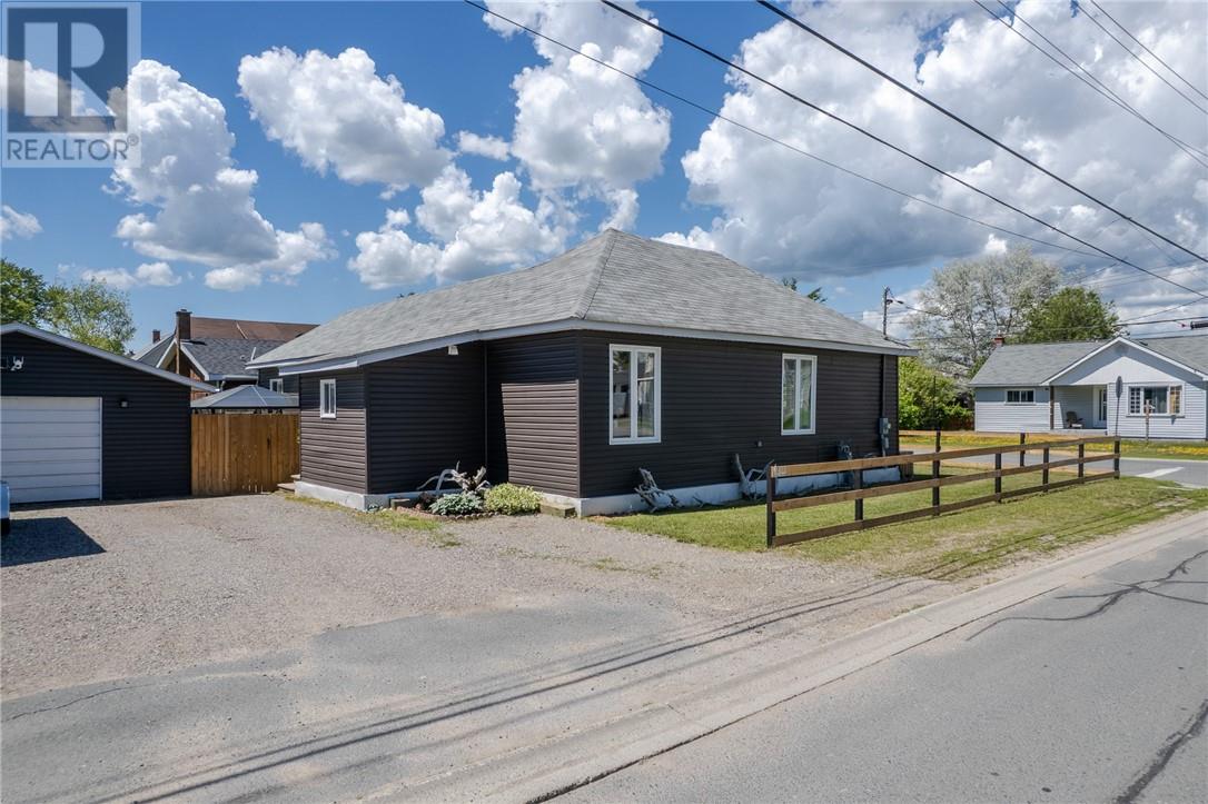 431 John Street, Espanola, Ontario  P5E 1K9 - Photo 31 - 2128578