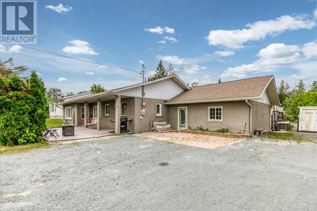 170 Brunet Street, Azilda, Ontario  P0M 1B0 - Photo 1 - 2128547