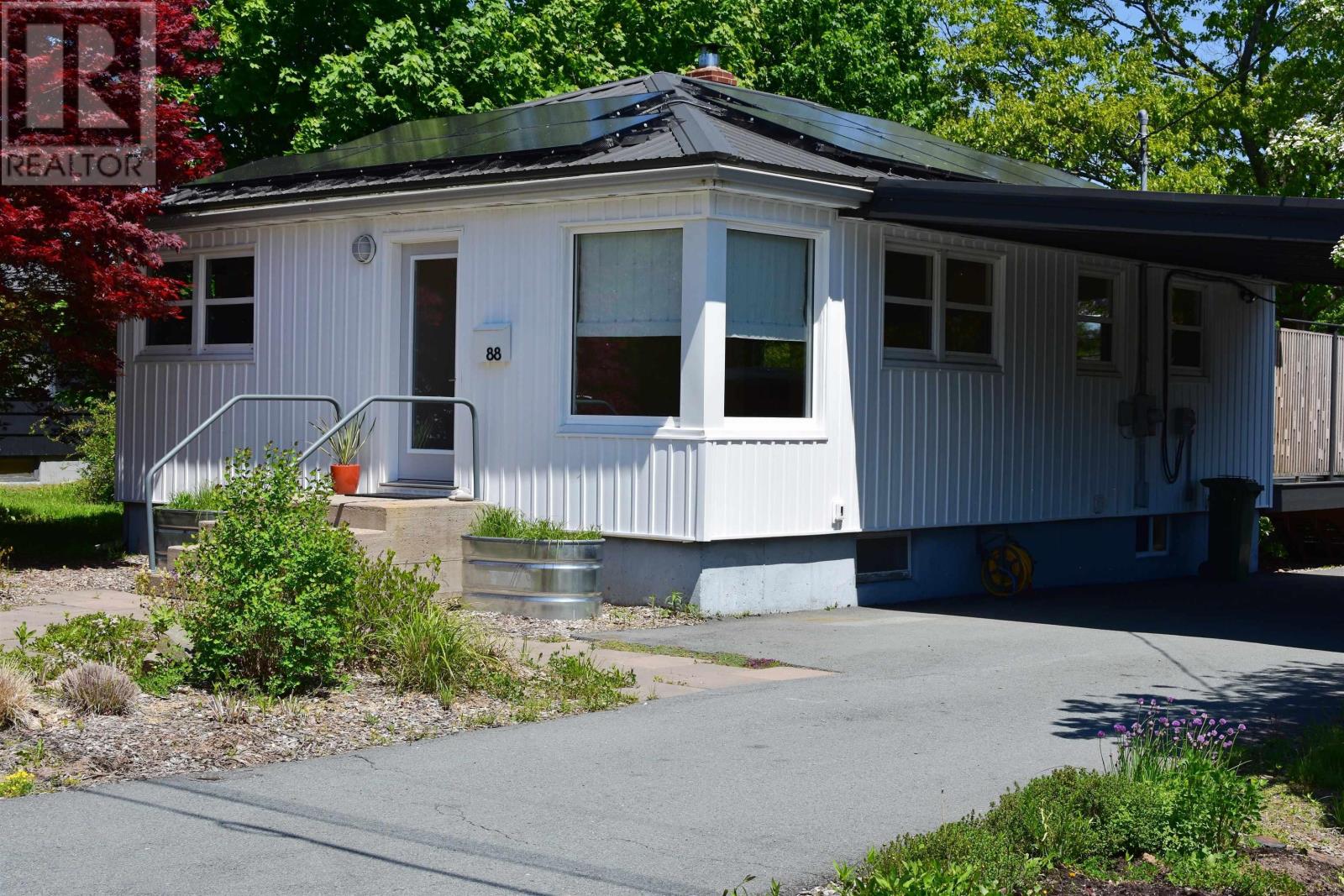 88 Hillcrest Street, Bridgewater, Nova Scotia  B4T 1T3 - Photo 34 - 202608188