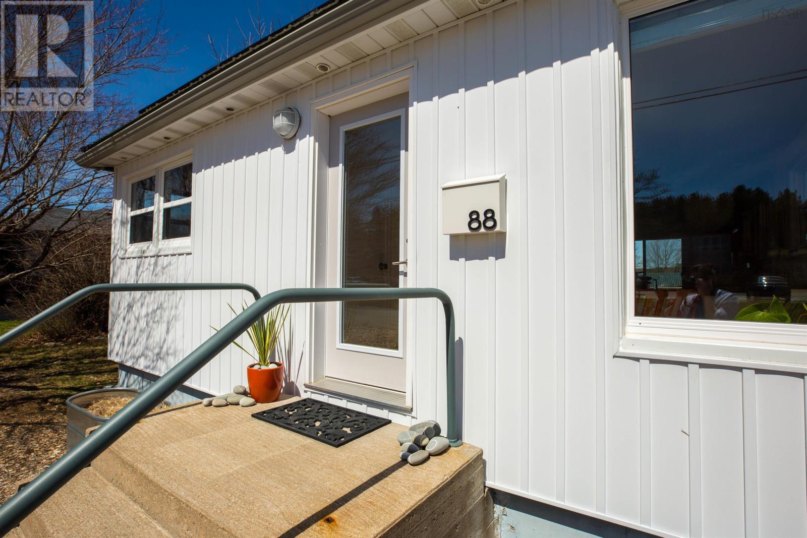 88 Hillcrest Street, Bridgewater, Nova Scotia  B4T 1T3 - Photo 46 - 202608188