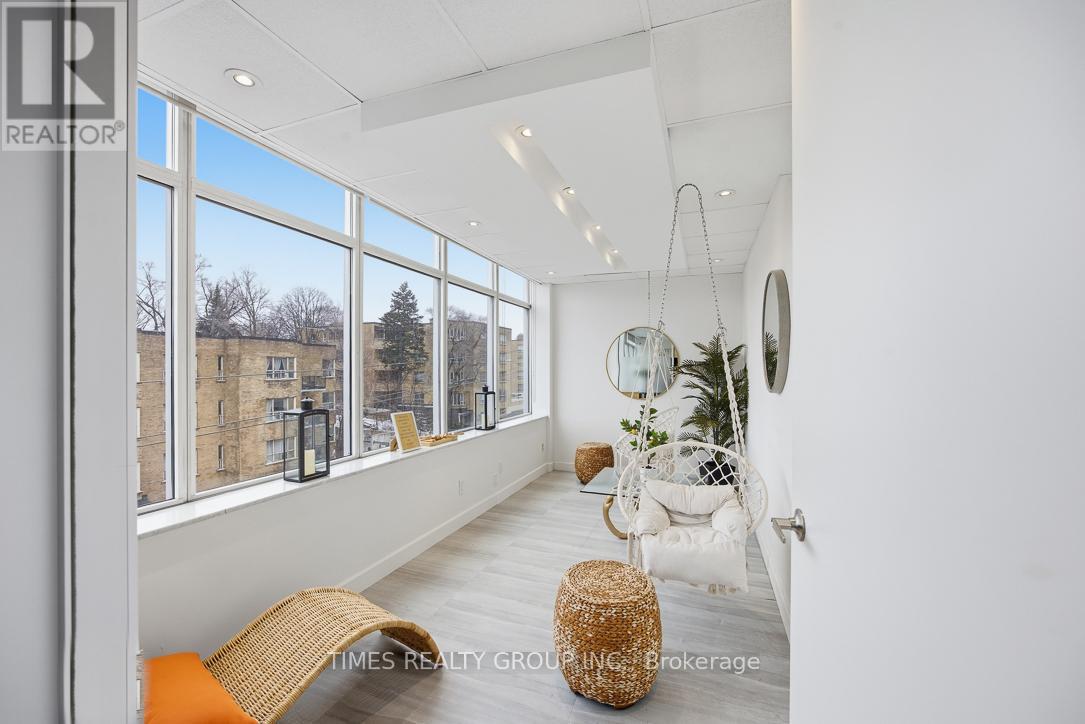 400 - 801 Eglinton Avenue W, Toronto, Ontario  M5N 1E3 - Photo 10 - C13454836