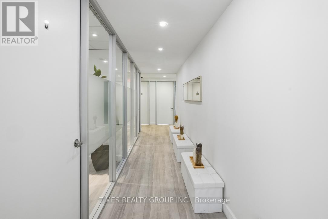 400 - 801 Eglinton Avenue W, Toronto, Ontario  M5N 1E3 - Photo 21 - C13454836