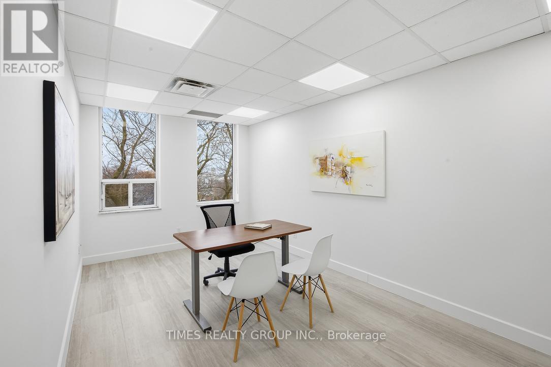 400 - 801 Eglinton Avenue W, Toronto, Ontario  M5N 1E3 - Photo 25 - C13454836