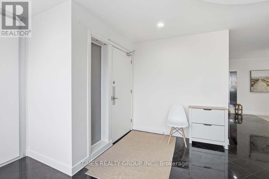 400 - 801 Eglinton Avenue W, Toronto, Ontario  M5N 1E3 - Photo 6 - C13454836