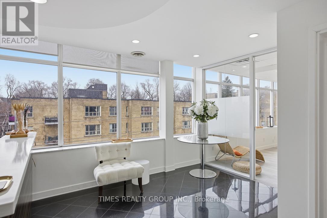 400 - 801 Eglinton Avenue W, Toronto, Ontario  M5N 1E3 - Photo 9 - C13454836