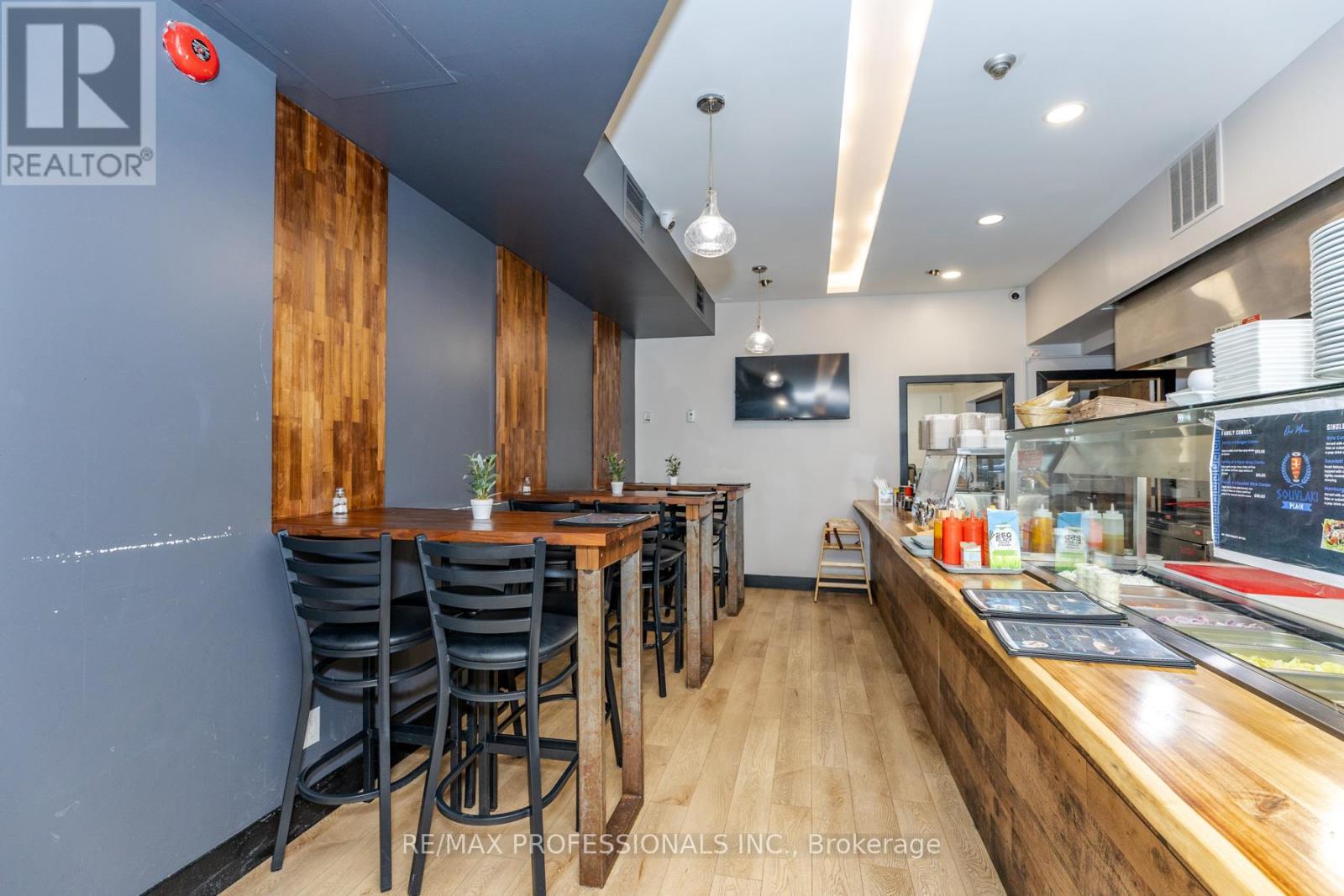 495 Bloor Street W, Toronto, Ontario M5S 1Y2 - Photo 11 - C13454908