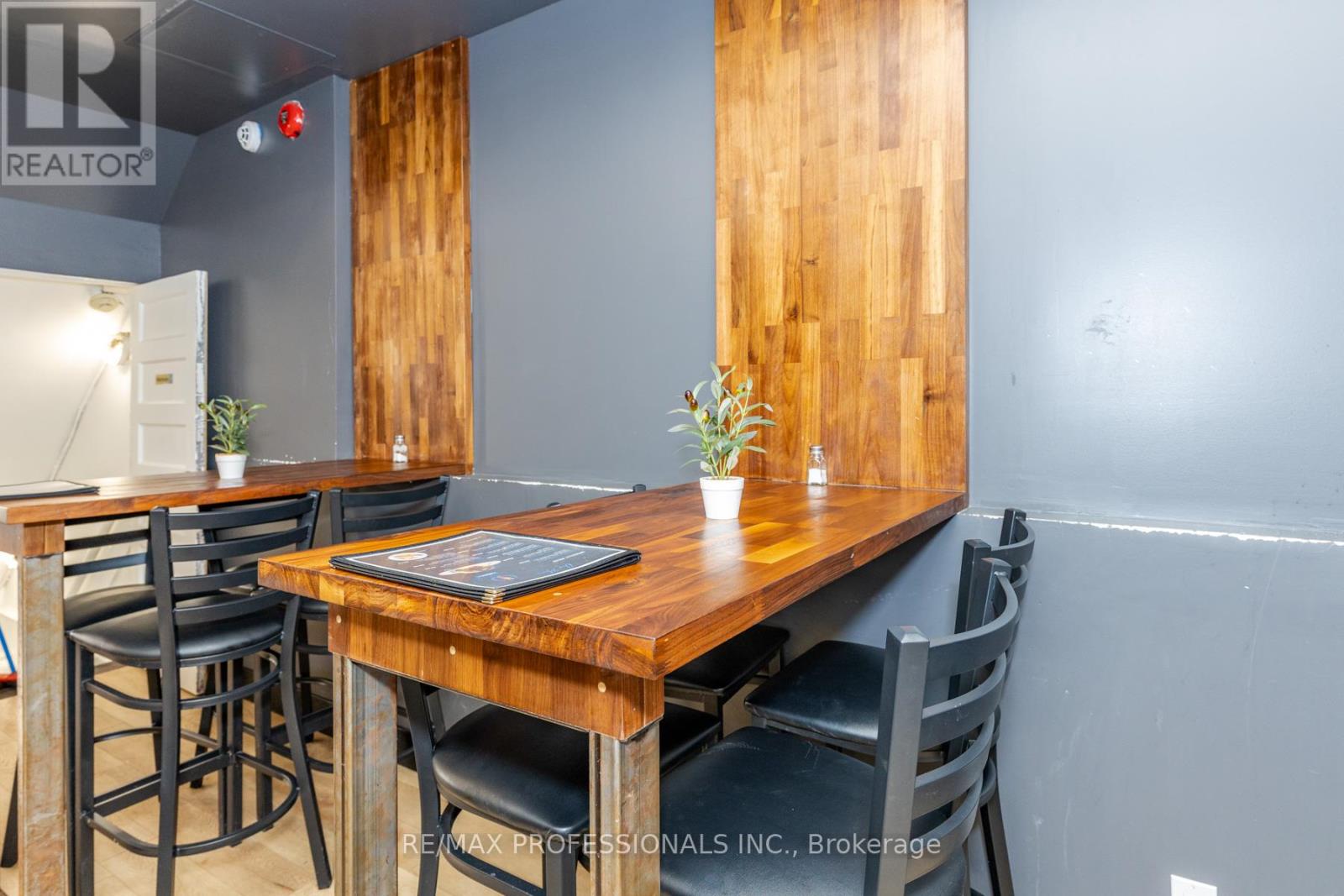 495 Bloor Street W, Toronto, Ontario M5S 1Y2 - Photo 13 - C13454908