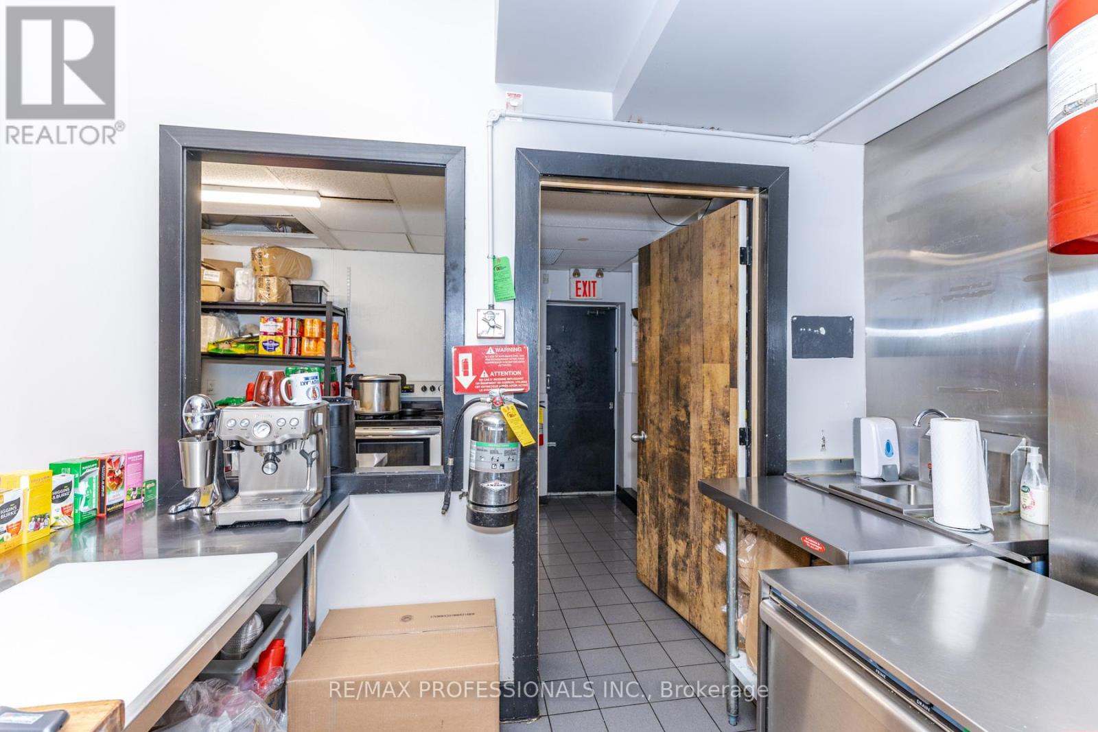 495 Bloor Street W, Toronto, Ontario M5S 1Y2 - Photo 21 - C13454908