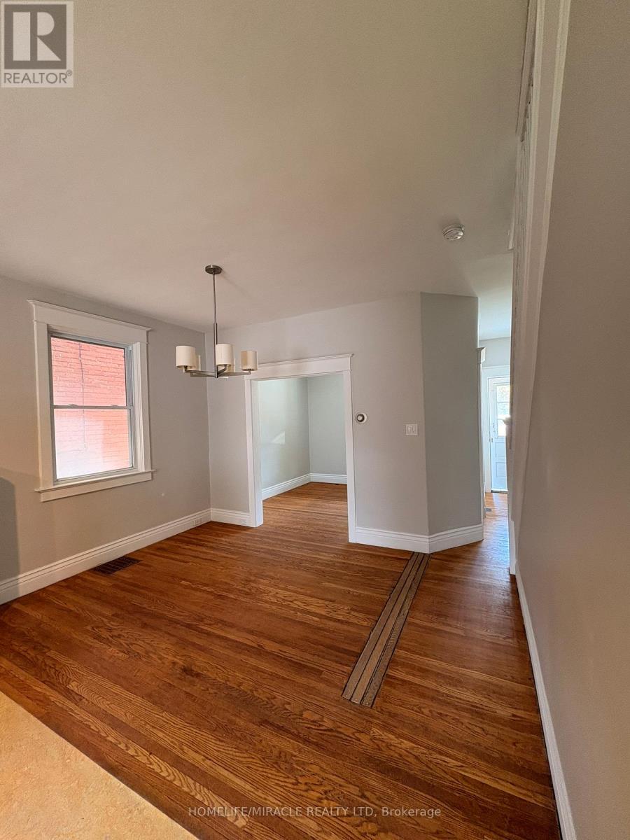 66 Belvidere Avenue, Toronto, Ontario  M6C 1P6 - Photo 4 - C13455002