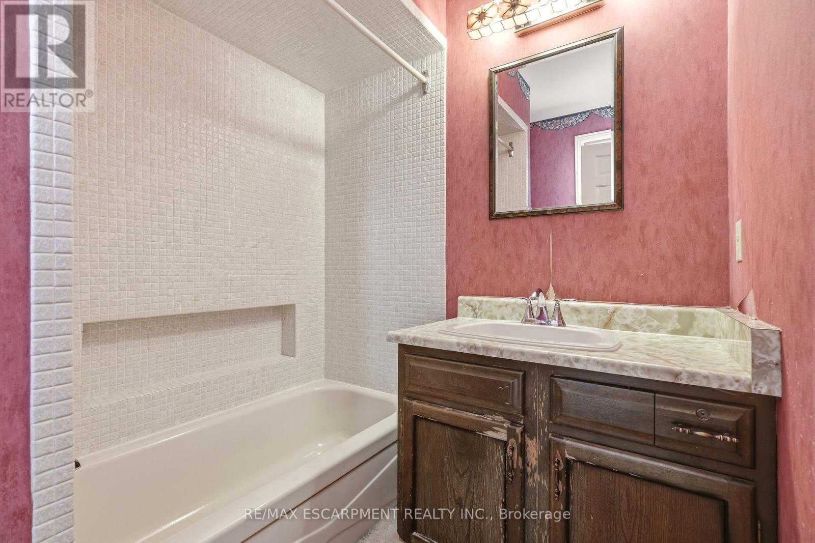 360 Pomona Avenue, Burlington, Ontario  L7N 1T5 - Photo 28 - W13041434