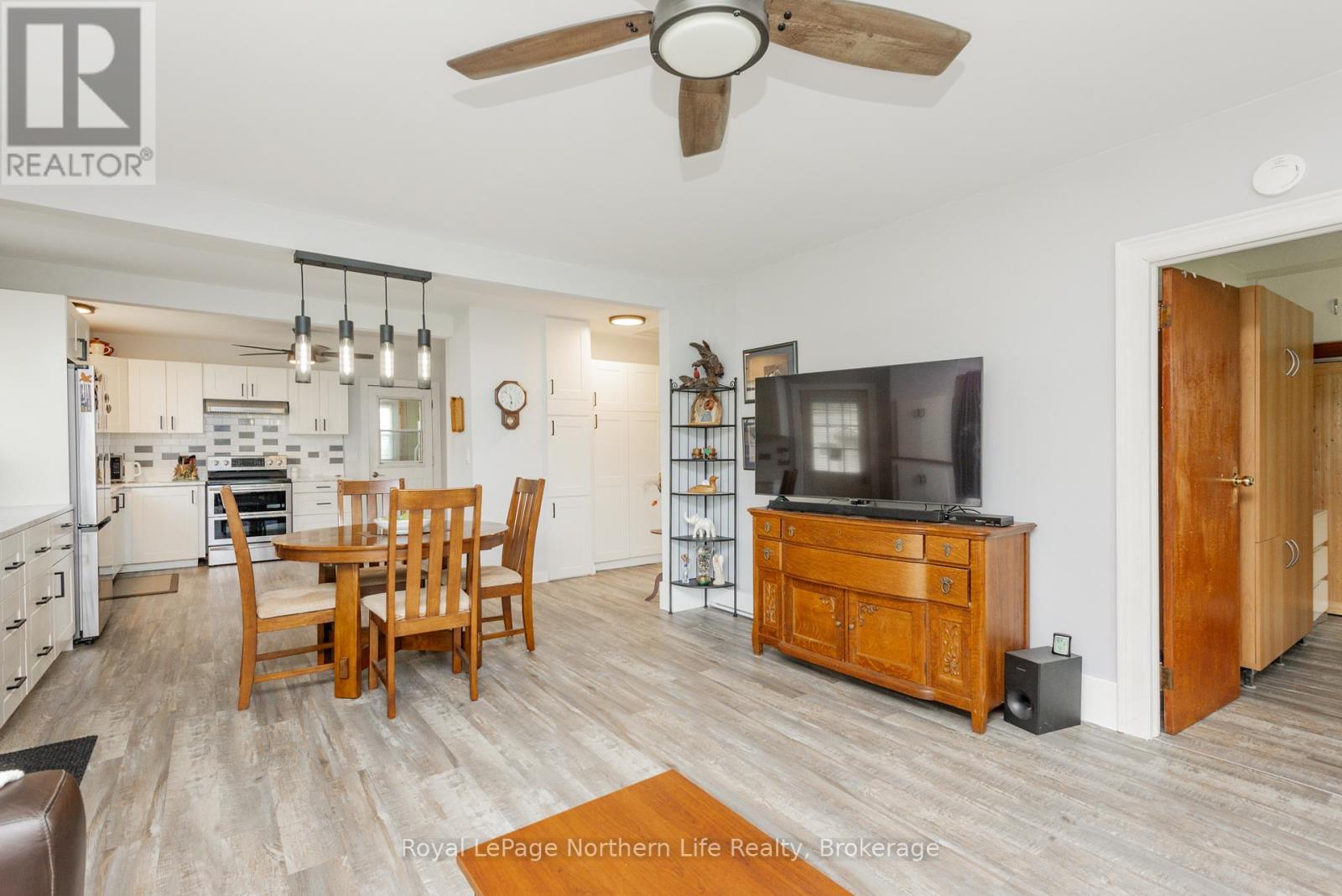 309 Mark Street, Bonfield, Ontario  P0H 1E0 - Photo 12 - X13454790