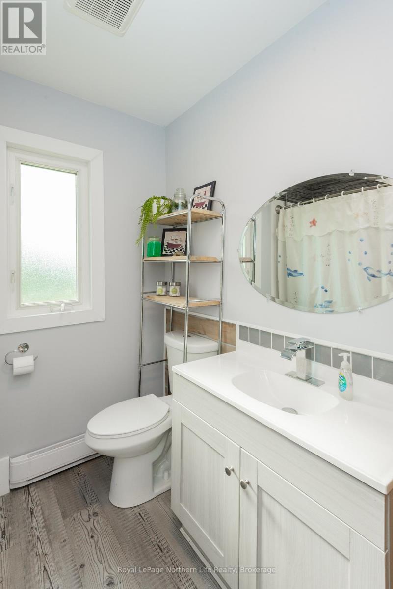 309 Mark Street, Bonfield, Ontario  P0H 1E0 - Photo 18 - X13454790
