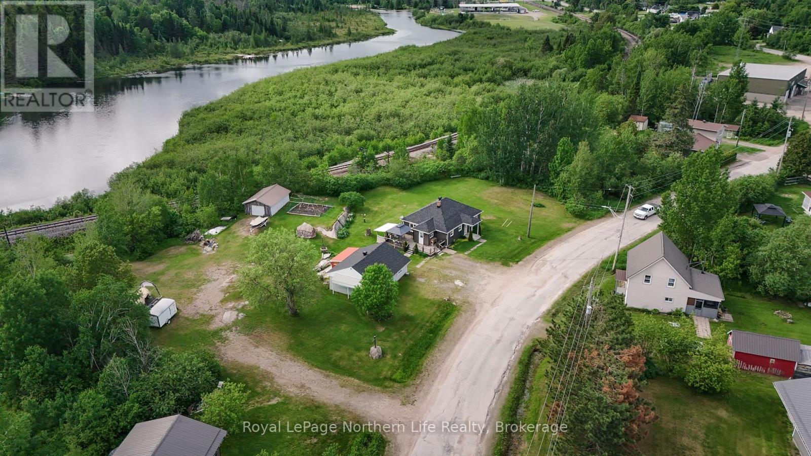 309 Mark Street, Bonfield, Ontario  P0H 1E0 - Photo 35 - X13454790
