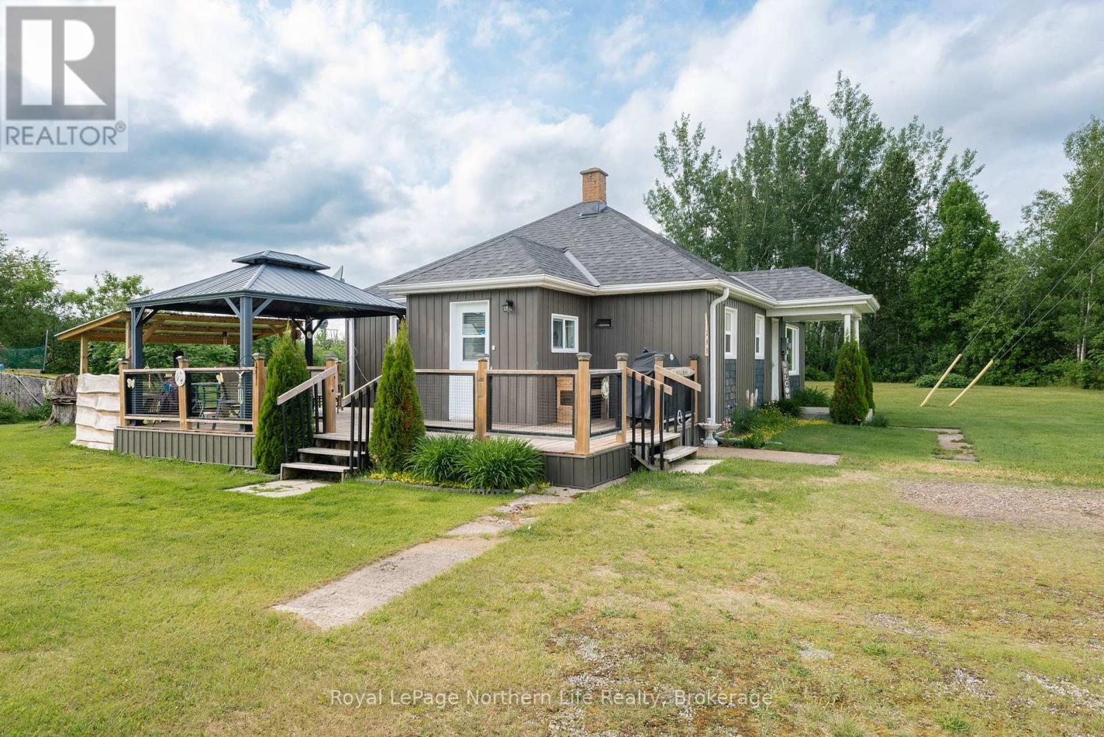 309 Mark Street, Bonfield, Ontario  P0H 1E0 - Photo 4 - X13454790