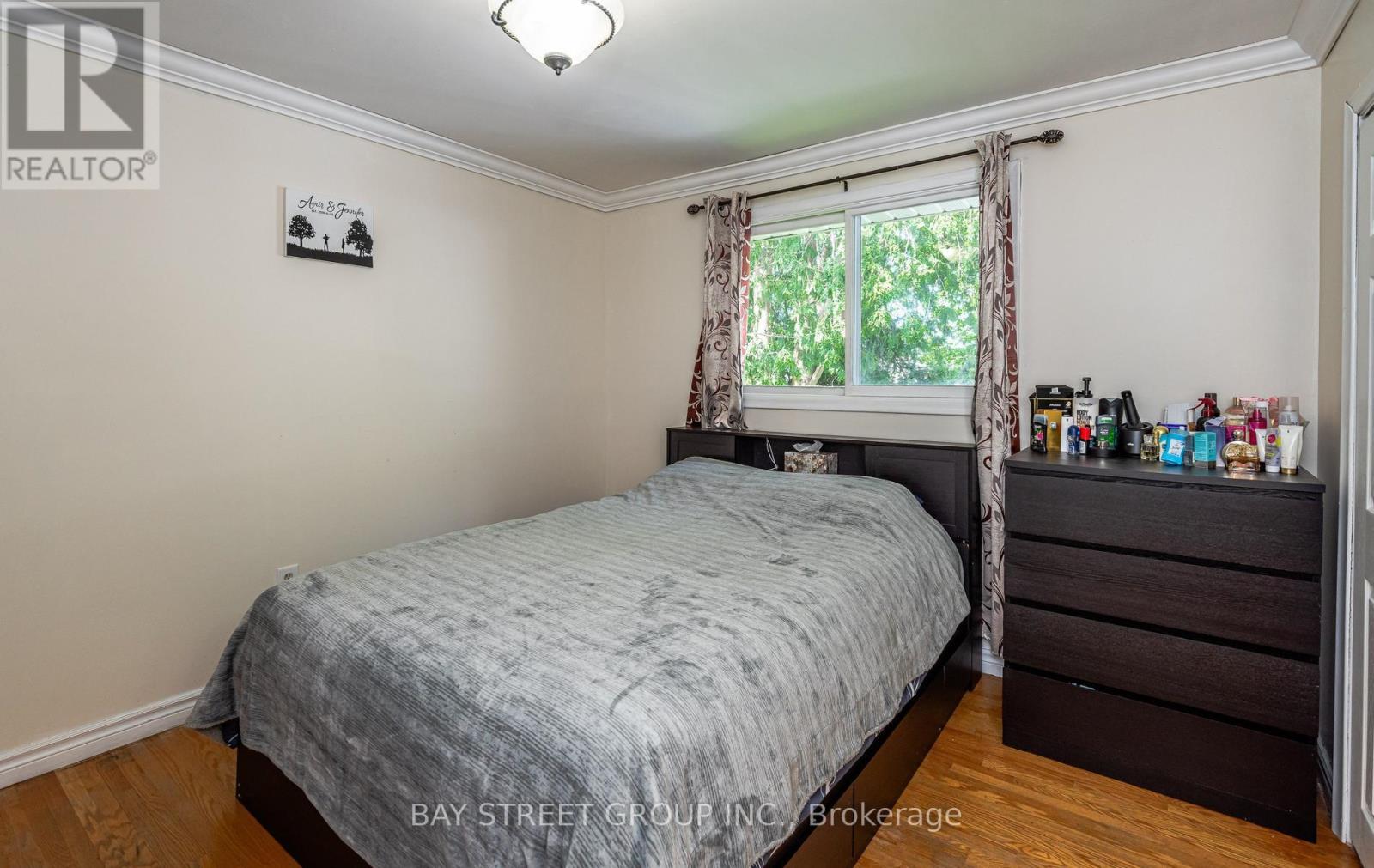 98 The Queensway South Avenue S, Georgina, Ontario  L4P 1Z4 - Photo 13 - N13454814