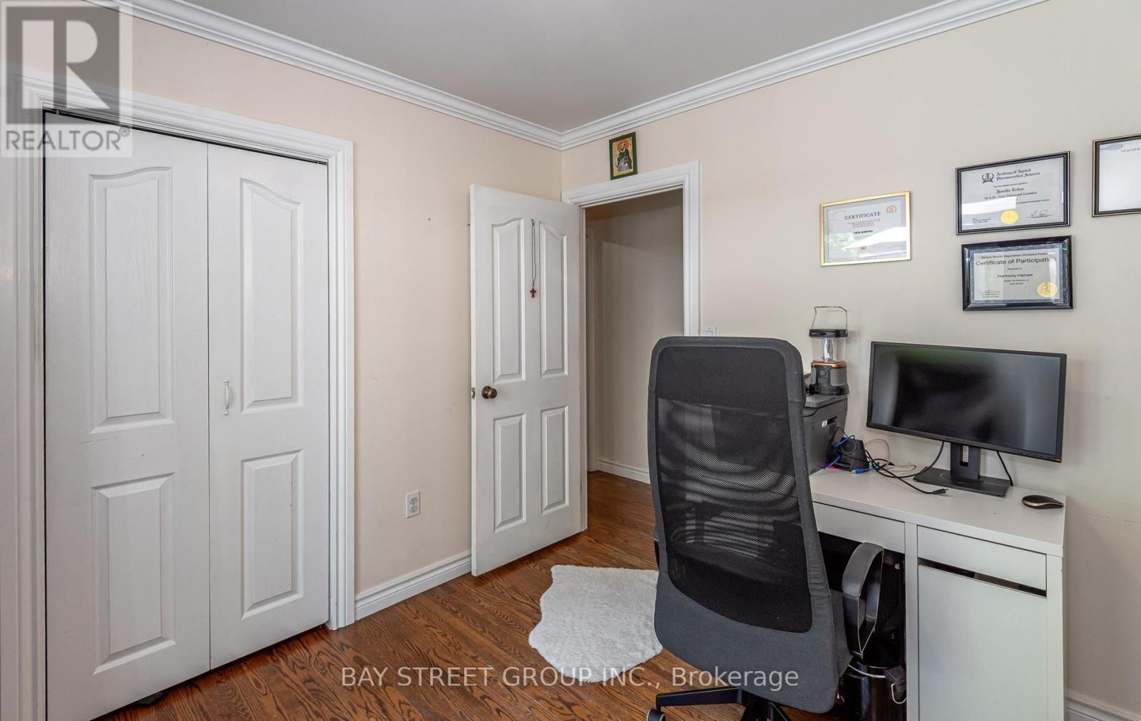 98 The Queensway South Avenue S, Georgina, Ontario  L4P 1Z4 - Photo 18 - N13454814