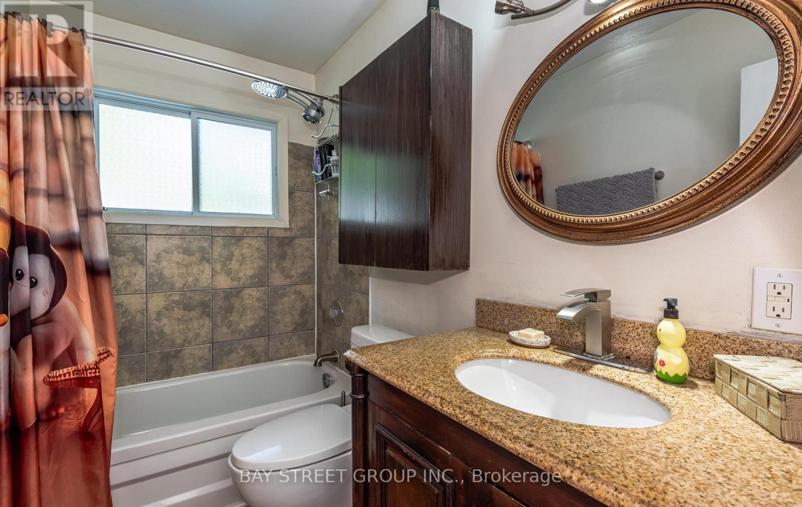 98 The Queensway South Avenue S, Georgina, Ontario  L4P 1Z4 - Photo 19 - N13454814