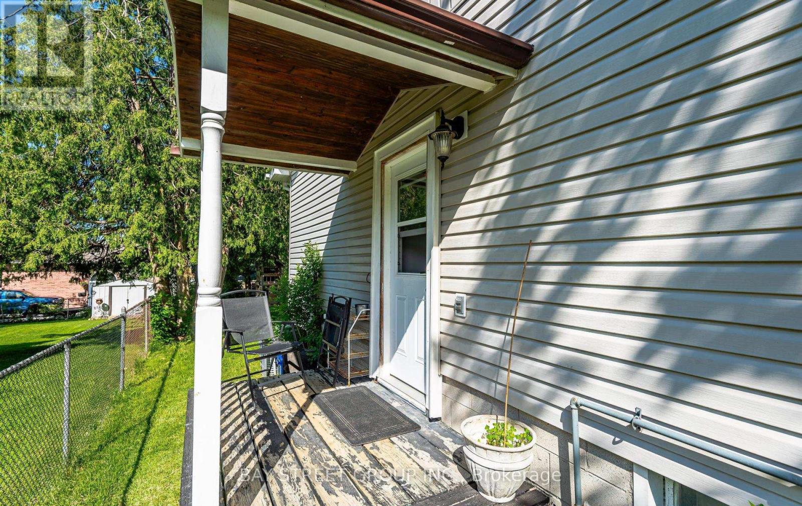 98 The Queensway South Avenue S, Georgina, Ontario  L4P 1Z4 - Photo 21 - N13454814
