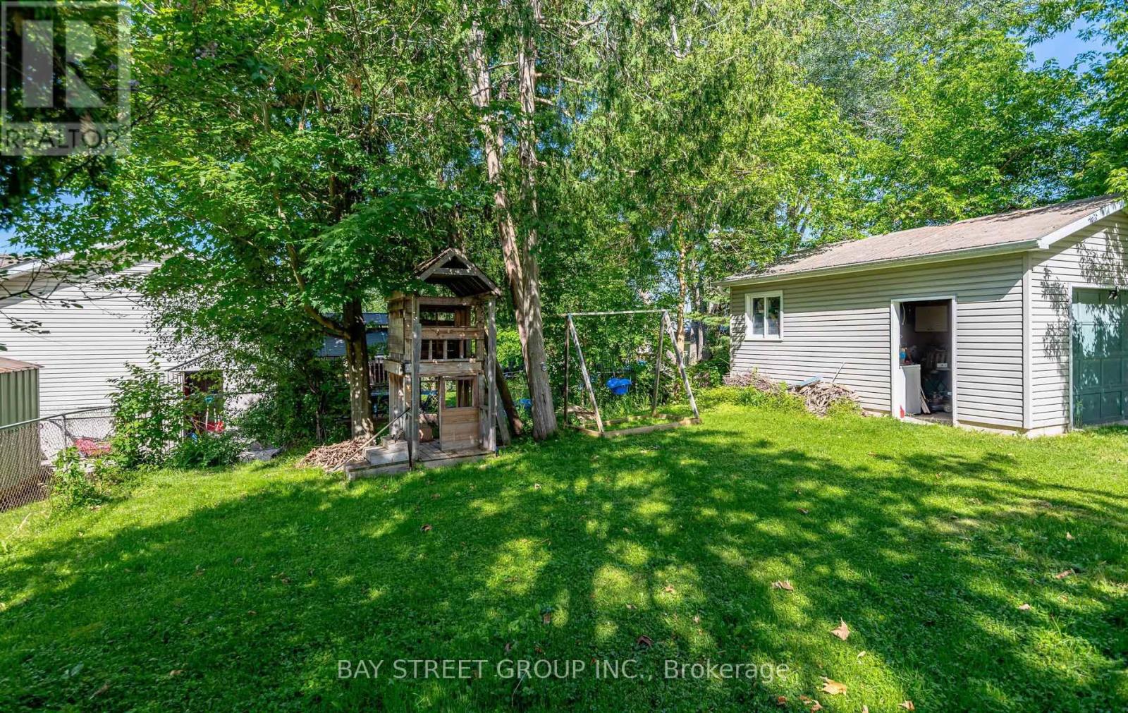 98 The Queensway South Avenue S, Georgina, Ontario  L4P 1Z4 - Photo 38 - N13454814