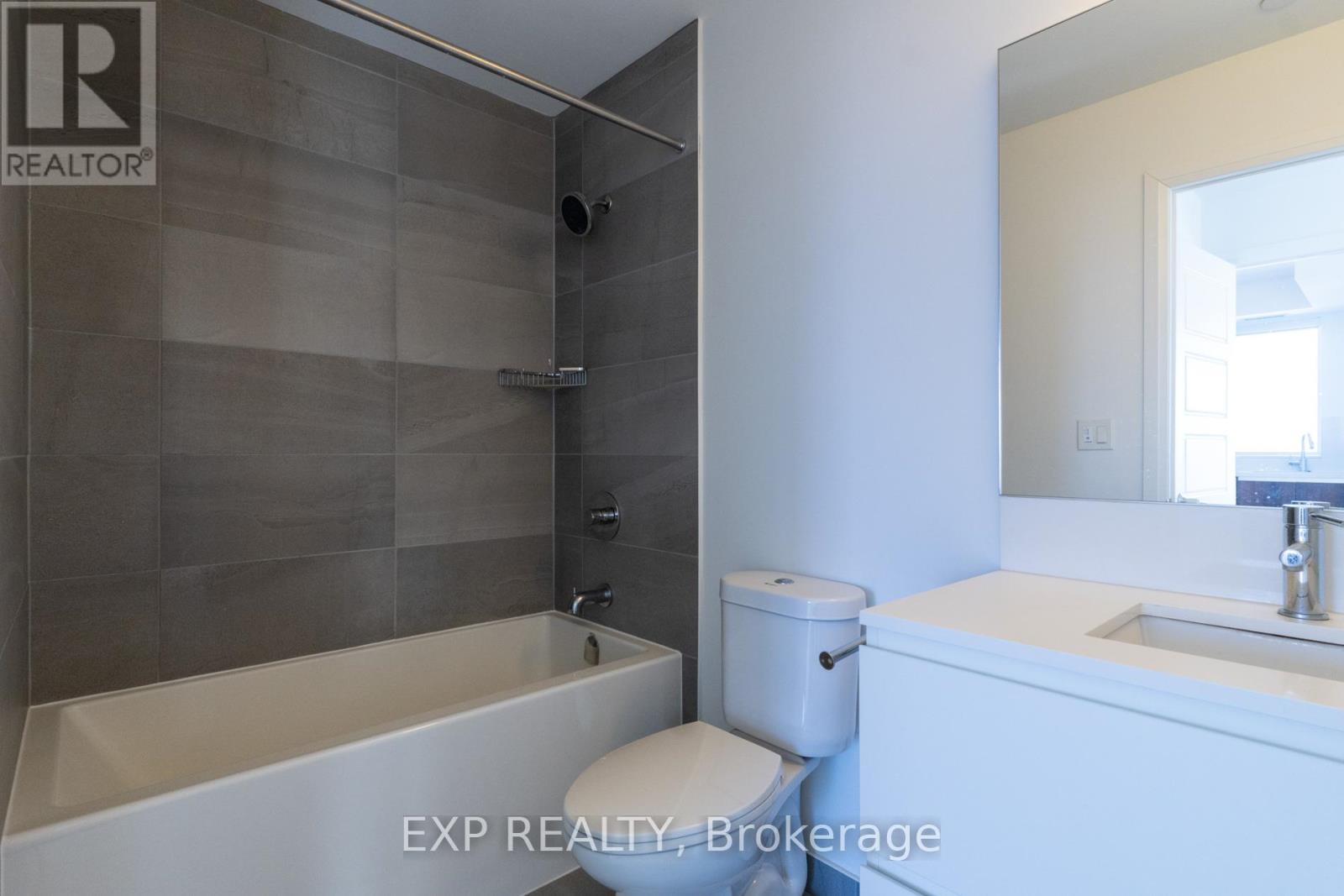 1610 - 15 Water Walk Drive, Markham, Ontario  L6G 0G2 - Photo 11 - N13454972