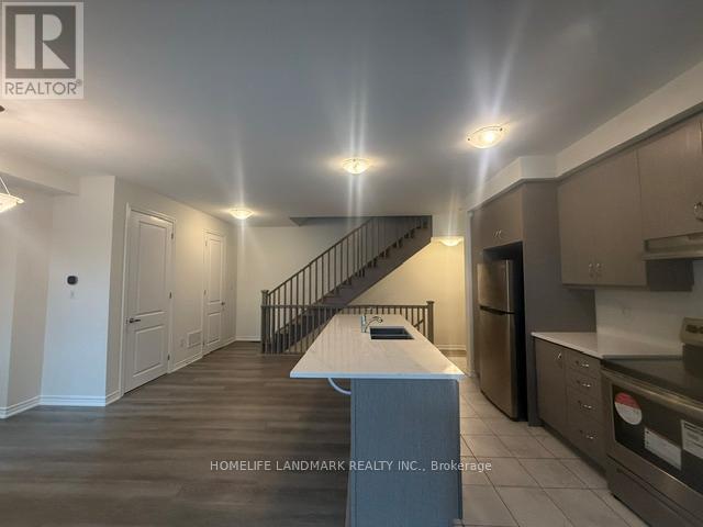 5 Thomas Frisby Jr Crescent, Markham (Victoria Square), Ontario  L6C 3L1 - Photo 4 - N13454992