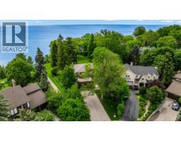 20 ARKENDO Drive, Oakville, Ontario