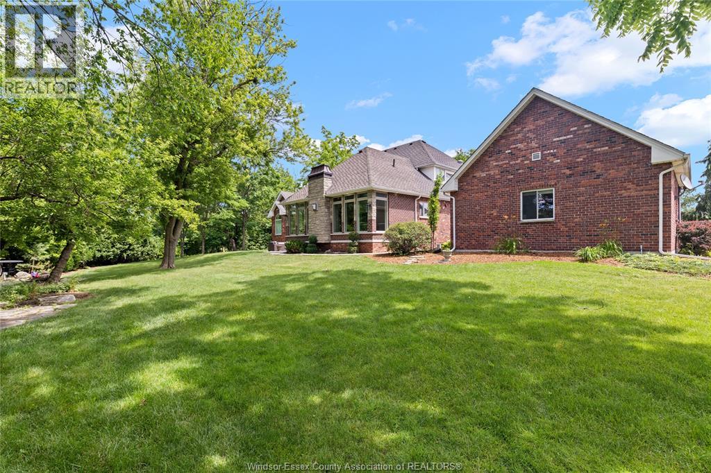 261 Ruggaber Drive, Lakeshore, Ontario  N8N 4N8 - Photo 48 - 26014337