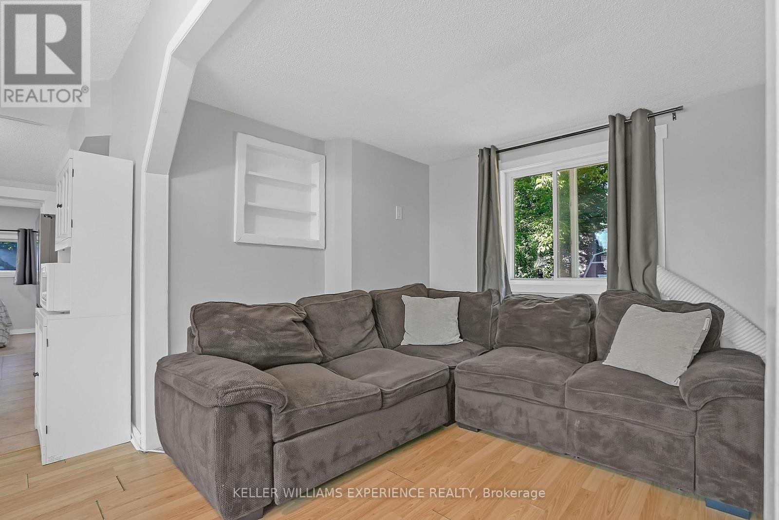 3319 Knight Avenue, Severn, Ontario  L3V 6H3 - Photo 11 - S13454834