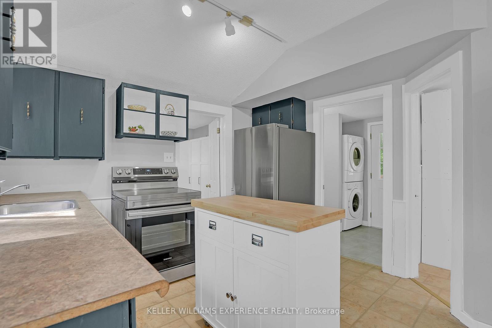 3319 Knight Avenue, Severn, Ontario  L3V 6H3 - Photo 6 - S13454834