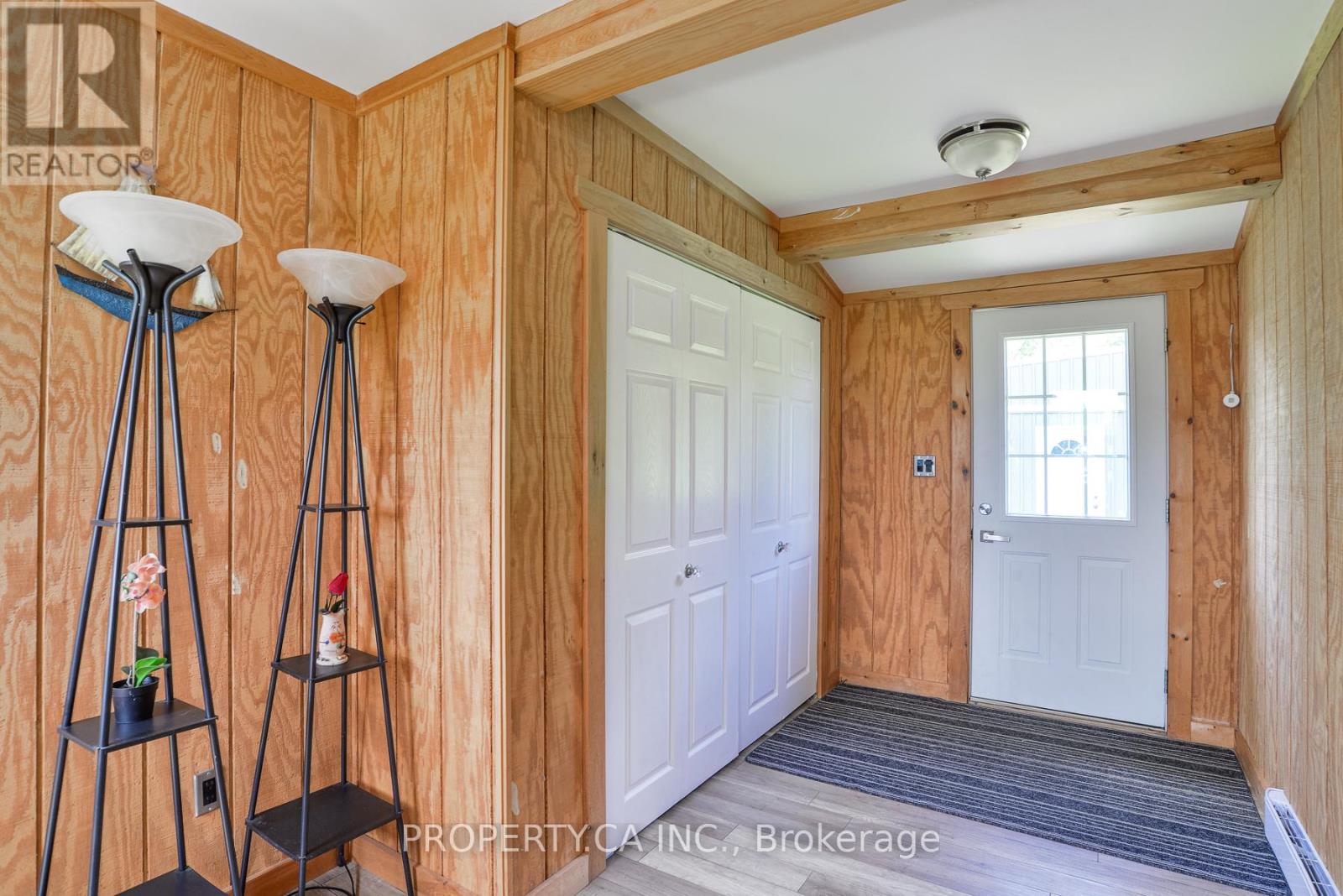 4099 Glen Cedar Drive, Ramara, Ontario  L3V 6H7 - Photo 4 - S13454926