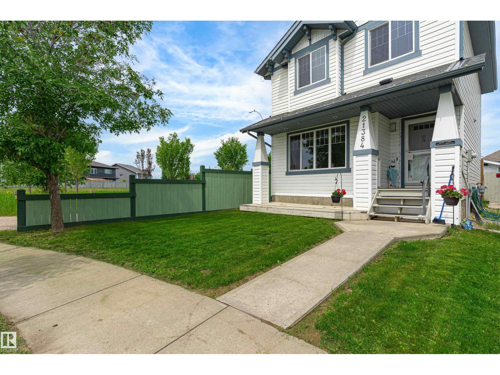 21384 88 Av NW, Edmonton, Alberta  T5T 6V1 - Photo 3 - E4494063