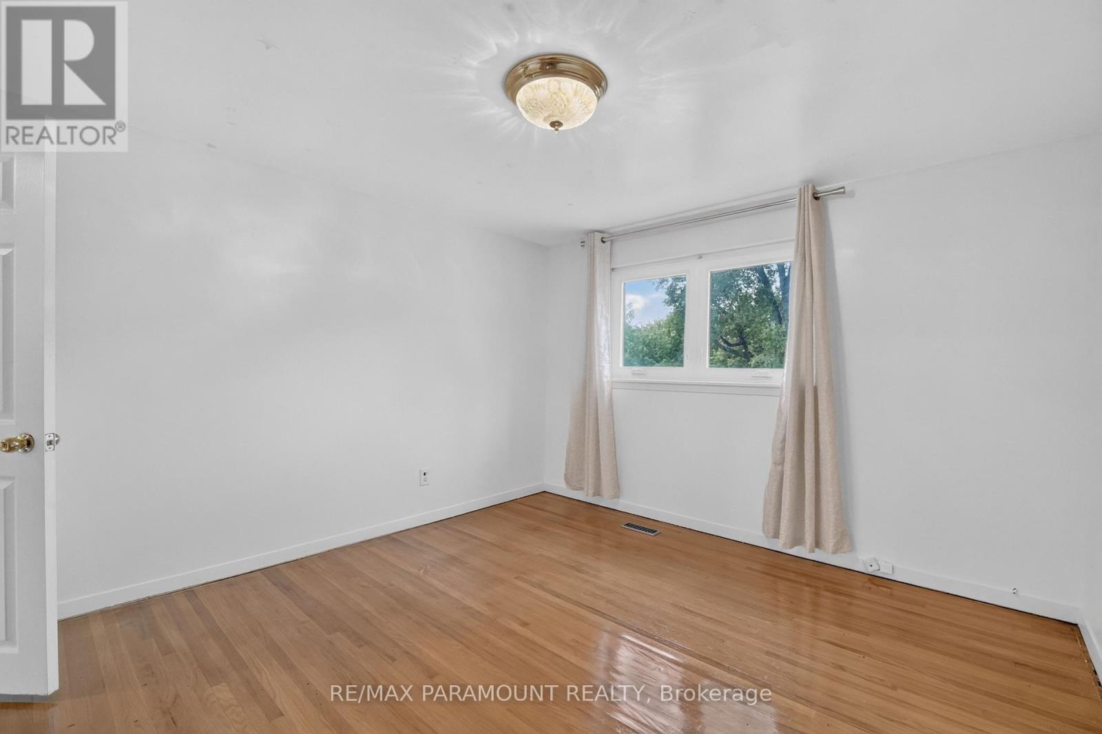 47 Cloverdale Drive, Brampton, Ontario  L6T 2T5 - Photo 23 - W13454802